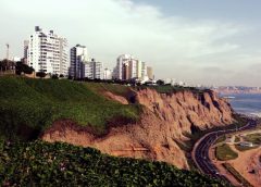 Image of the coastline in Lima, Peru